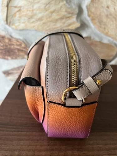 Coccinelle Beat Dégradé crossbody – mul.pulp/powder