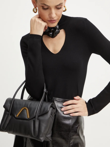 KABELKA COCCINELLE CHESTER PUFFY SMOOTH noir