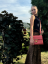 Coccinelle Arlettis Medium crossbody kabelka – grenadine red