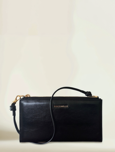 PENĚŽENKA COCCINELLE metallic soft noir