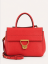 KABELKA COCCINELLE ARLETTIS MEDIUM grenadine red